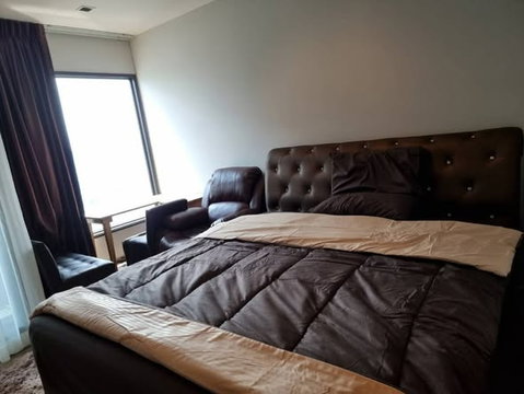 สตูดิโอ | 0 ห้องน้ำ | MRT Phetchaburi | 26 ตร.ม. | 16,000 บาท/เดือน | ชั้น 36 — Life Asoke Rama 9 กรุงเทพฯ
