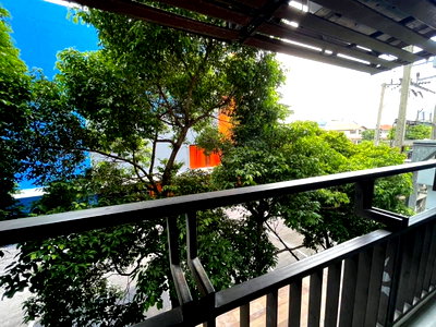 คอนโดให้เช่า : 2 ห้องนอน | 2 ห้องน้ำ | BTS On Nut | 71 ตร.ม. | 30,000 บาท/เดือน | ชั้น 3 — The Next Garden Suite กรุงเทพฯ