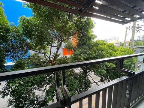 2 ห้องนอน | 2 ห้องน้ำ | BTS On Nut | 71 ตร.ม. | 30,000 บาท/เดือน | ชั้น 3 — The Next Garden Suite กรุงเทพฯ