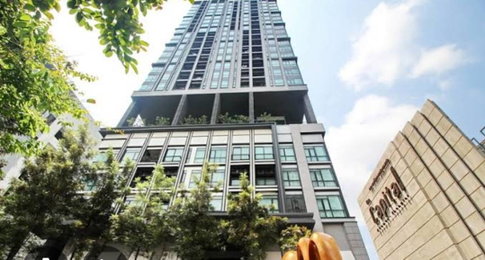 1 ห้องนอน | 2 ห้องน้ำ | MRT Phetchaburi | 61 ตร.ม. | 36,000 บาท/เดือน | ชั้น 22 — The Capital Ekamai - Thonglor กรุงเทพฯ