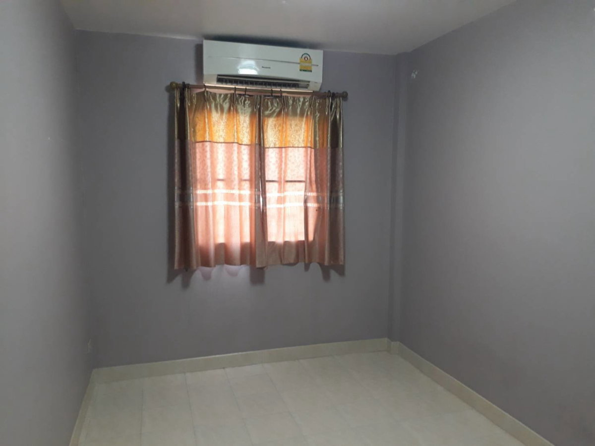 picture Two-story townhome for rent in Baan Suan Chatuchak. - 9/9