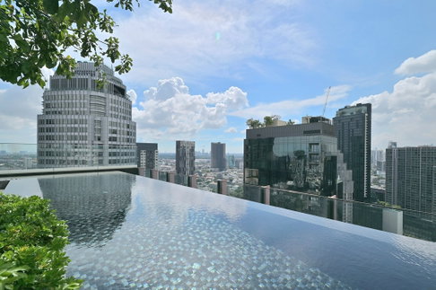2 ห้องนอน | 2 ห้องน้ำ | BTS Thong Lo | 98 ตร.ม. | 130,000 บาท/เดือน | ชั้น 9 — Laviq Sukhumvit 57 กรุงเทพฯ
