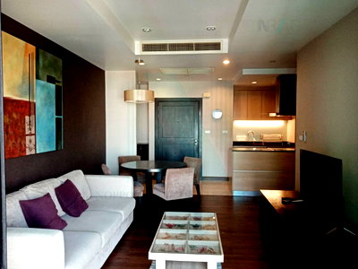 Condos for rent : For Rent Condo SATHORN GARDENS Building 1, Floor 19,2 bed room, Room size 78 sqm