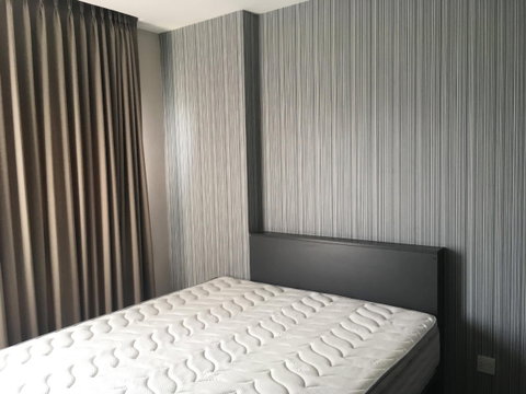1 ห้องนอน | 1 ห้องน้ำ | BTS Bearing | 26 ตร.ม. | 85,000 บาท/เดือน | ชั้น 40 — Villa Lasalle กรุงเทพฯ