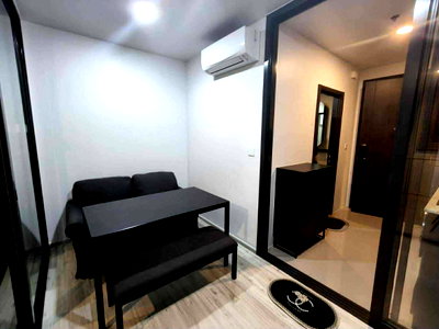 คอนโดให้เช่า : 1 ห้องนอน | 1 ห้องน้ำ | MRT Huai Khwang | 30 ตร.ม. | 19,000 บาท/เดือน | ชั้น 9 — XT Huaikhwang กรุงเทพฯ