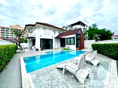 เช่าบ้านเดี่ยว ถนนจอมเทียนสาย 2 : วิลล่าให้เช่า 4 ห้องนอน ในโครงการ บ้าน สวน ลลนา 6742137