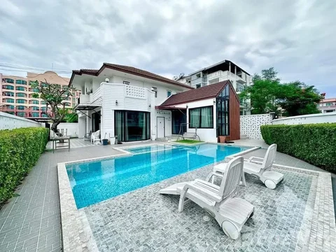 วิลล่าให้เช่า 4 ห้องนอน ในโครงการ บ้าน สวน ลลนา 6742137