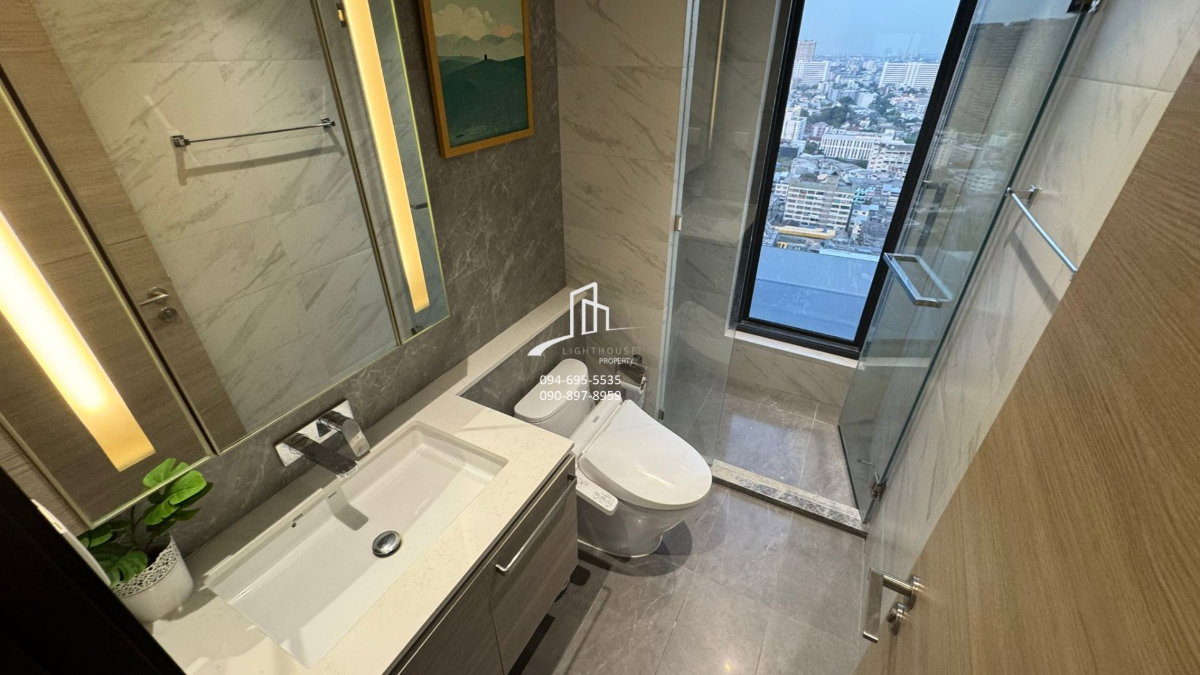 รูป คอนโดหรูระดับ Luxury ทำเลใจกลางกรุงเทพ พื้นที่ใช้สอยขนาดใหญ่ 79.17 ตร.ม. พร้อมที่จอดรถแบบ Auto Parking ติดศูนย์การค้าย่านลาดพร้าวในระยะเพียง 450 ม. - รูปที่ 10/35
