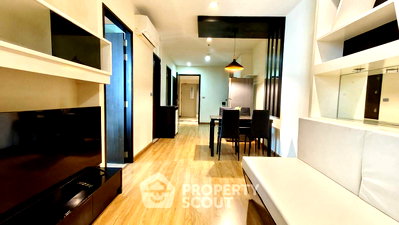 คอนโดให้เช่า : คอนโด 2 ห้องนอน ชั้น 41 Sky Walk Residences ใกล้ BTS พระโขนง 200 ม. (ID 2828650)