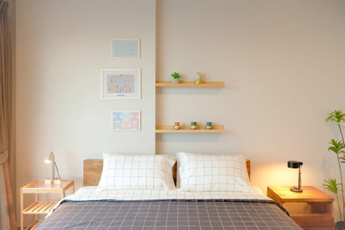 1 ห้องนอน | 1 ห้องน้ำ | BTS Krung Thon Buri | 38 ตร.ม. | 23,000 บาท/เดือน | ชั้น 18 — Hive Sathorn กรุงเทพฯ