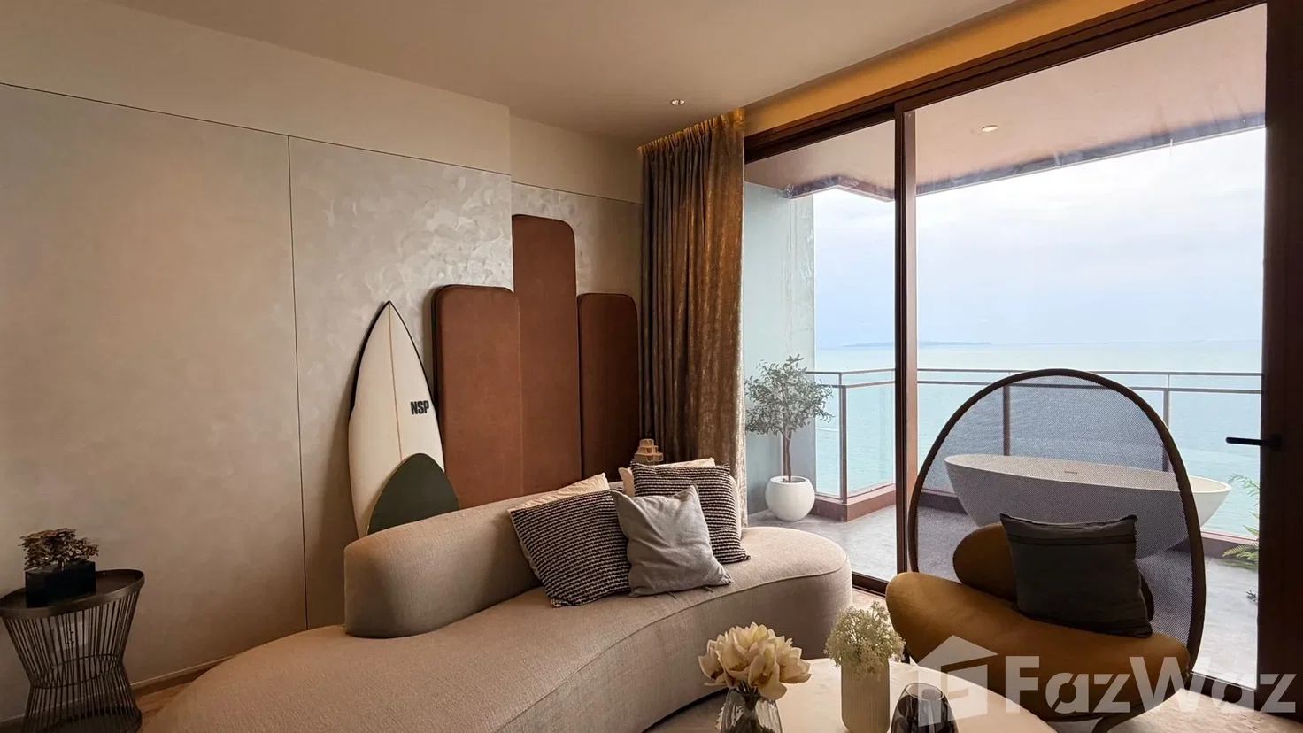 picture 2 bedroom with direct sea view for sale 6744353 - 1/23