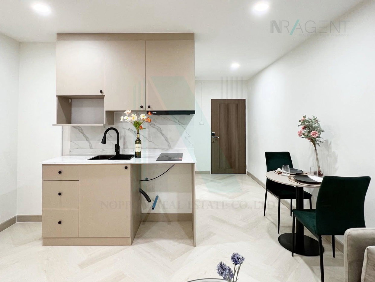 รูป 🚩 ขายคอนโด เดอะ ทรีโอ การ์เด้นท์ อาคาร 1 ชั้น 7 2 ห้องนอน ขนาด 55 ตรม ใกล้ ห้างสรรพสินค้าซีคอนสแควร์ - รูปที่ 3/8
