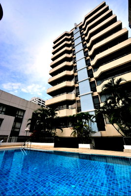 Condos for rent : 2Bed | 2Bath | BTS Nana | 120sqm | THB 56,000/mo | Fl.15 — Nantiruj Tower Bangkok