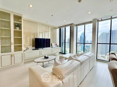 2-BR Condo at Noble Ploenchit near BTS Phloen Chit (ID 3262150)