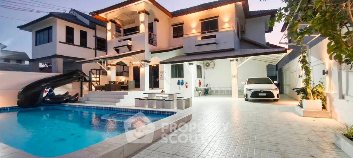 รูป วิลล่า 4 ห้องนอน 360 ตร.ม. ทำเลพัทยาตะวันออก (ID 3263517) - รูปที่ 4/35