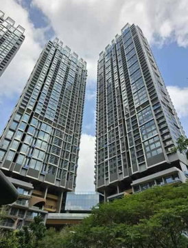 2 ห้องนอน | 2 ห้องน้ำ | BTS Saphan Taksin | 61 ตร.ม. | 65,000 บาท/เดือน | ชั้น 24 — Whizdom The Forestias กรุงเทพฯ