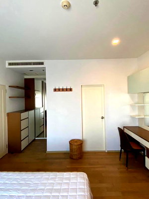 Condos for rent : 1Bed | 1Bath | BTS Ekkamai | 50sqm | THB 30,000/mo | Fl.17 — Noble Reveal Bangkok