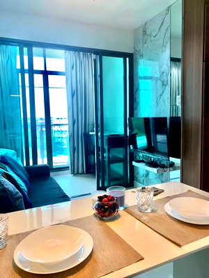 คอนโดให้เช่า : 2 ห้องนอน | 1 ห้องน้ำ | BTS Udom Suk | 47 ตร.ม. | 22,000 บาท/เดือน | ชั้น 5 — Ideo Blucove Condo กรุงเทพฯ