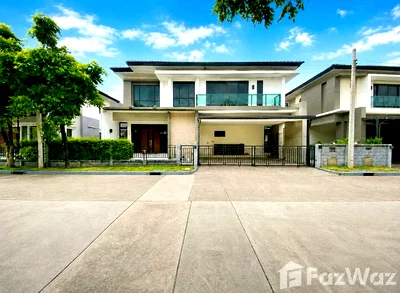Houses for rent Bangkok : Fully furnish 4B4B with maid room 1397406