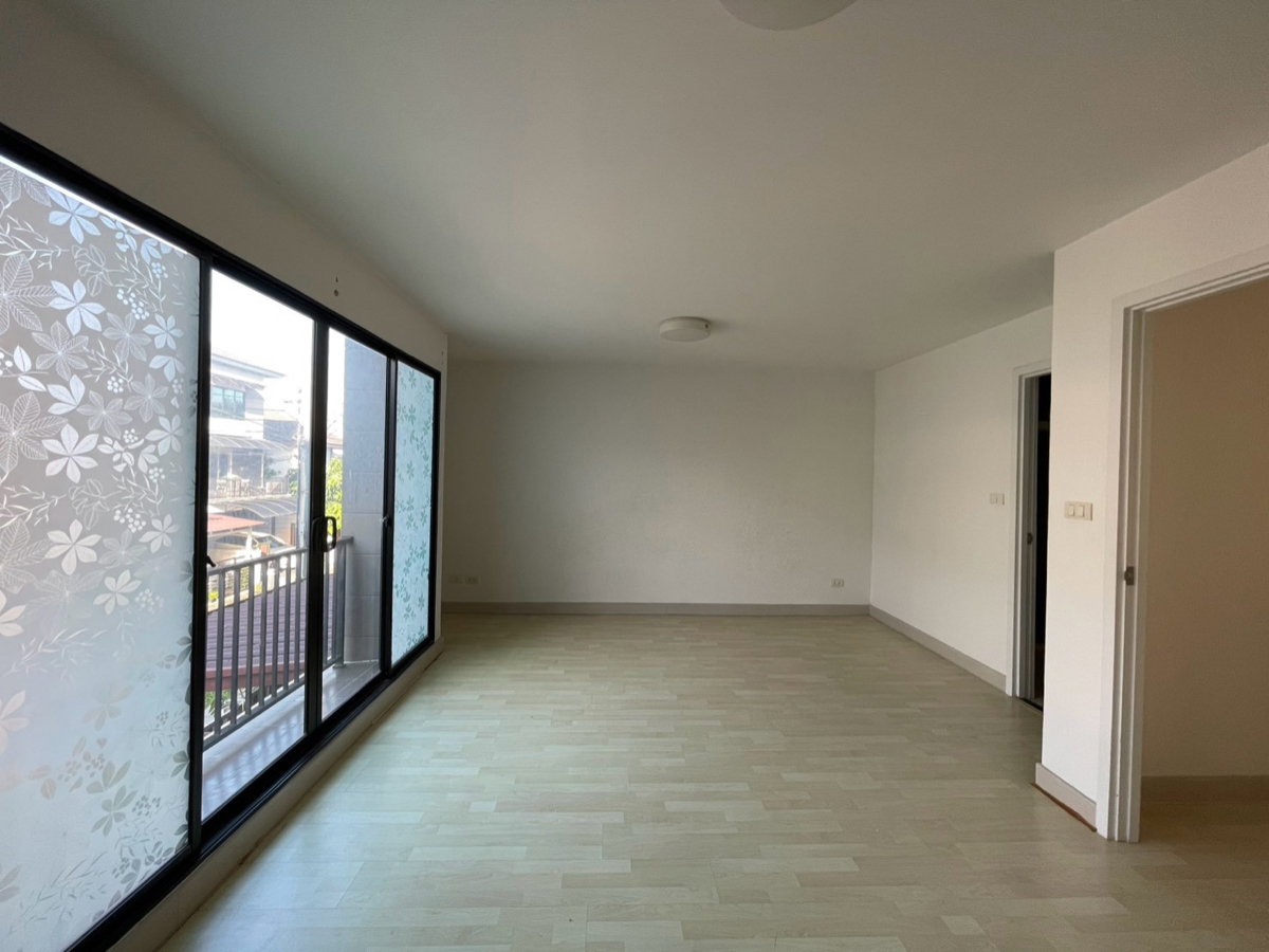 รูป ขายทาวน์โฮม 3 ชั้น หมู่บ้าน The Connect U3 ซ.เฉลิมพระเกียรติ 67 - รูปที่ 15/32