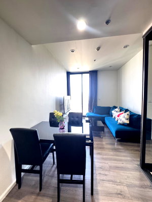 Condos for rent : 🌈💫Rent Condo Whizdom Essence Sukhumvit💫🌈 2 bedrooms 2 bathrooms‼️35,000‼️