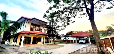 Houses for sale Hua Hin Prachaubkirikhan : 6 Bedroom House for sale in Hua Hin City, Prachuap Khiri Khan  6745981