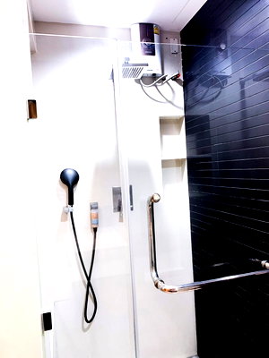 คอนโดให้เช่า : 1 ห้องนอน | 1 ห้องน้ำ | MRT Huai Khwang | 45 ตร.ม. | 21,000 บาท/เดือน | ชั้น 11 — Rhythm Ratchada - Huai Khwang กรุงเทพฯ