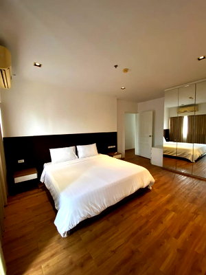 Condos for rent : Studio | 1Bath | MRT Phra Ram 9 | 22sqm | THB 9,000/mo | Fl.17 — Rhythm Asoke Bangkok
