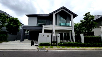 Houses for sale Seri Thai Rode : For Sale: Ultra-Luxury Detached House at Bangkok Boulevard Signature Ladprao–Serithai Fully Furnished & Move-in Ready | Private Corner/Cul-de-sac Plot