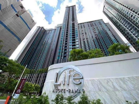 1 ห้องนอน | 1 ห้องน้ำ | MRT Phetchaburi | 32 ตร.ม. | 25,000 บาท/เดือน | ชั้น 25 — Life Asoke Rama 9 กรุงเทพฯ