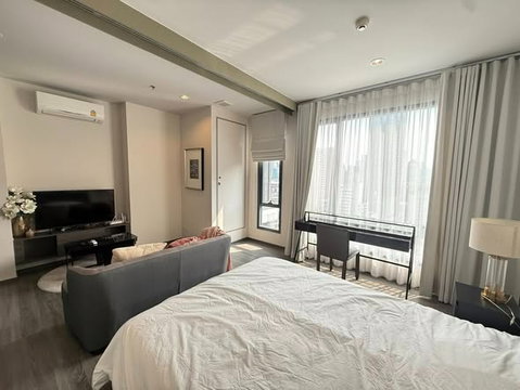 1Bed | 1Bath | BTS Victory Monument | 37sqm | THB 23,000/mo | Fl.15 — Ideo Mobi Rangnam Bangkok