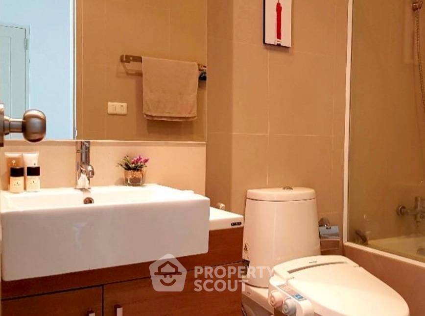 รูป คอนโด 1-ห้องนอน ที่ โนเบิล รีวิล เอกมัย ใกล้ BTS เอกมัย (ID 3076142) - รูปที่ 2/8
