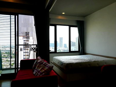 Condos for rent : 1Bed | 1Bath | BTS On Nut | 40sqm | THB 15,000/mo | Fl.19 — Blocs 77 Bangkok