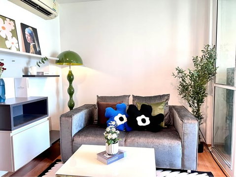 1 ห้องนอน | 1 ห้องน้ำ | BTS On Nut | 30 ตร.ม. | 17,000 บาท/เดือน | ชั้น 24 — The Base Sukhumvit 77 กรุงเทพฯ