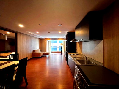 Condos for rent : 1Bed | 2Bath | BTS Nana | 70sqm | THB 30,000/mo | Fl.7 — The Trendy Condominium Bangkok