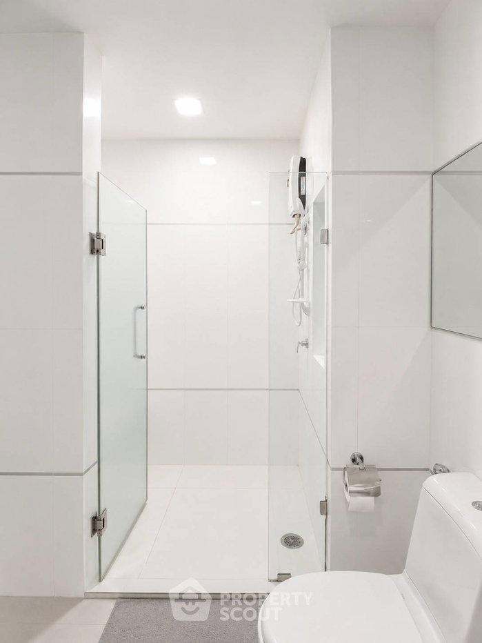 picture 18th-Floor 1-BR Condo At Thru Thonglor, Bang Kapi (ID 3264144) - 12/13