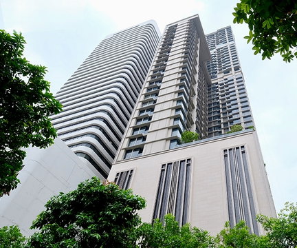 1 ห้องนอน | 1 ห้องน้ำ | MRT Phetchaburi | 45 ตร.ม. | 40,000 บาท/เดือน | ชั้น 32 — The Esse Asoke กรุงเทพฯ
