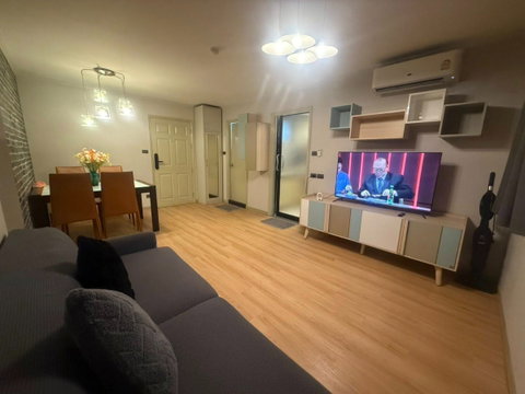 2 ห้องนอน | 2 ห้องน้ำ | BTS On Nut | 57 ตร.ม. | 16,000 บาท/เดือน | ชั้น 7 — Lumpini Center Sukhumvit 77 กรุงเทพฯ