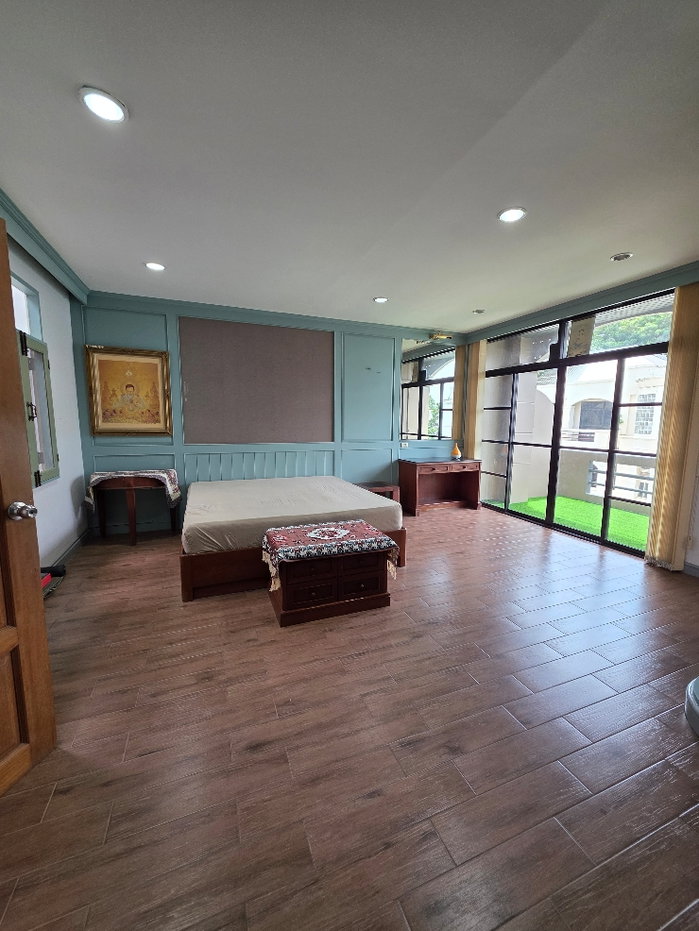 picture 🔥 HOT DEAL! Townhome 4 Floors | 7.9M - 19/21