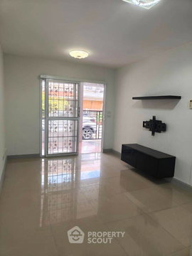 ทาวน์เฮาส์ 3 ห้องนอน เลี้ยงสัตว์ได้ โครงการ Pruksa Town Sukhumvit-Theparak (ID 3252806)