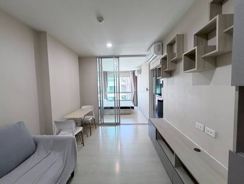 1 ห้องนอน | 1 ห้องน้ำ | MRT Phetchaburi | 28 ตร.ม. | 9,000 บาท/เดือน | ชั้น 7 — The Niche Sukhumvit 49 กรุงเทพฯ