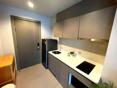 Condos for rent : Studio | 1Bath | MRT Phra Ram 9 | 25sqm | THB 19,000/mo | Fl.18 — Life Asoke Rama 9 Bangkok