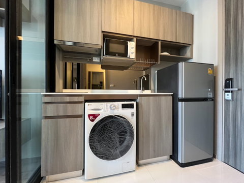 1Bed | 1Bath | BTS On Nut | 23sqm | THB 15,000/mo | Fl.27 — Knightsbridge Prime Onnut Bangkok