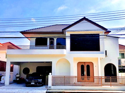 Houses for rent : 🏡 #MT2609_046 🏡 💥Urgent!💥 Definitely available—click fast before it’s gone!‼️ For Rent: 60k/month 🔥 The Villa Rattanathibet-Ratchaphruek Project.