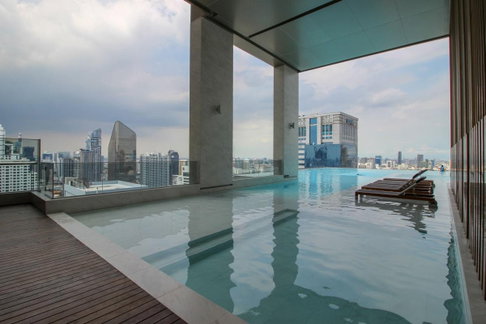 1 ห้องนอน | 1 ห้องน้ำ | BTS Asok | 54 ตร.ม. | 42,000 บาท/เดือน | ชั้น 10 — The Esse Asoke กรุงเทพฯ