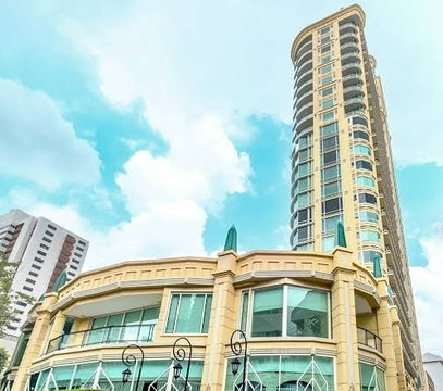 2Bed | 2Bath | BTS Phrom Phong | 112sqm | THB 82,000/mo | Fl.22 — Royce Private Residences Bangkok