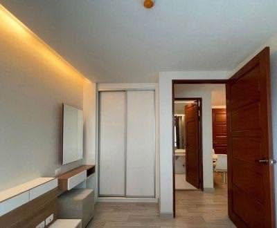 1 ห้องนอน | 1 ห้องน้ำ | MRT Huai Khwang | 28 ตร.ม. | 12,000 บาท/เดือน | ชั้น 6 — Emerald Ratchada Condo กรุงเทพฯ