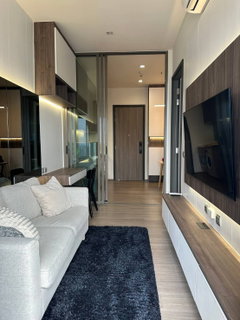 รูปภาพ 1Bed | 1Bath | BTS Saphan Taksin | 37sqm | THB 27,000/mo | Fl.33 — Rhythm Charoenkrung Pavilion Bangkok