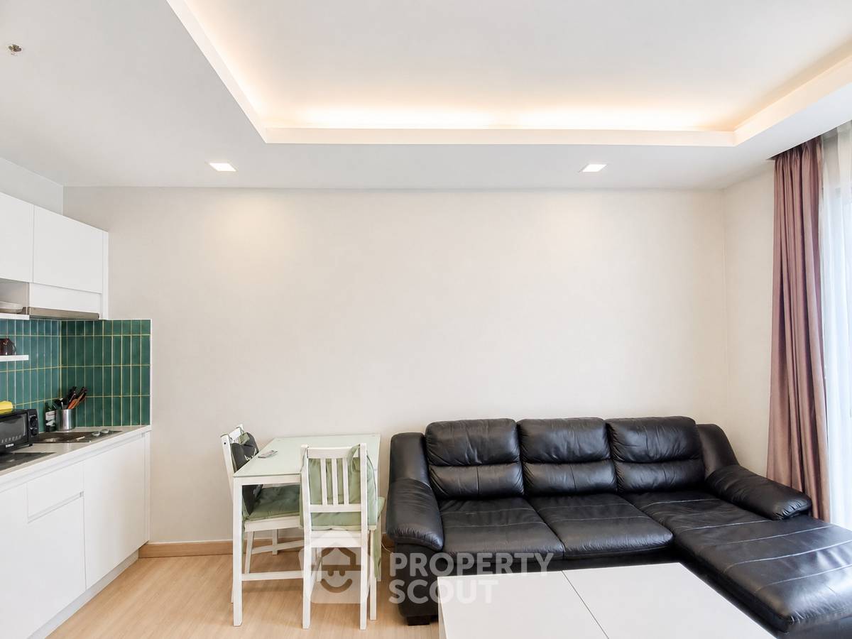 picture 18th-Floor 1-BR Condo At Thru Thonglor, Bang Kapi (ID 3264146) - 6/13