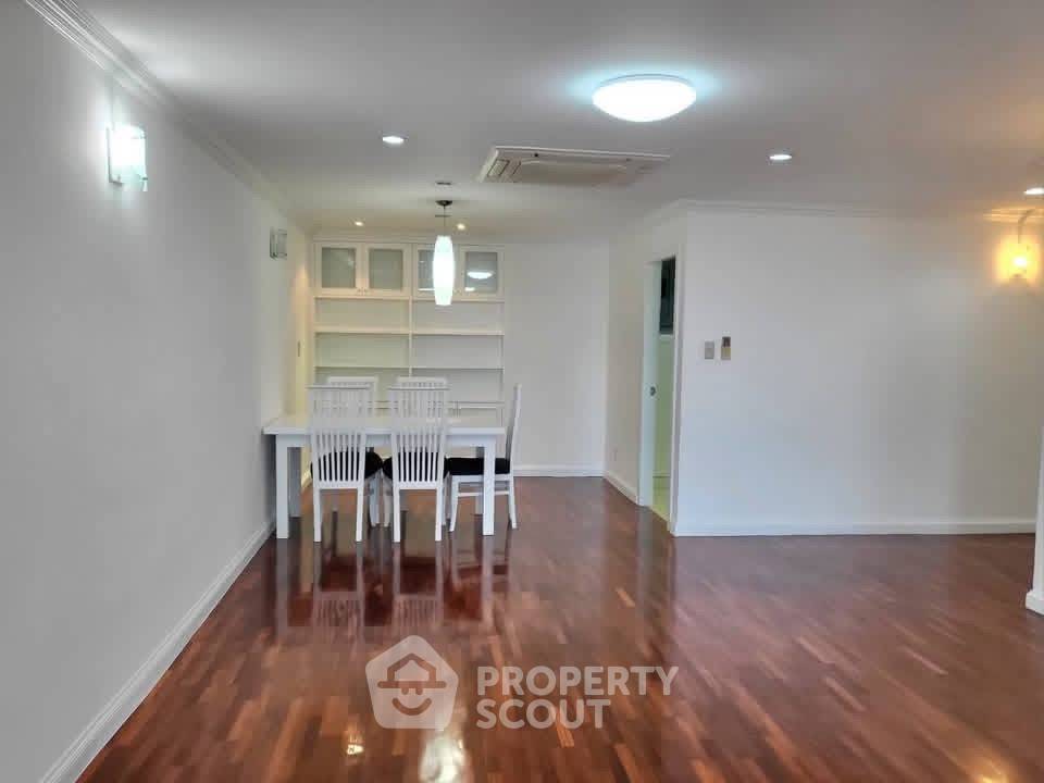 รูป 3 ห้องนอน 194 ตร.ม. ชั้น 16 Acadamia Grand Tower ใกล้ BTS พร้อมพงษ์ (ID 3270780) - รูปที่ 4/16